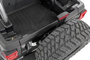 Jeep Wrangler Unlimited Tailgate Protector - Rear - Rough Country - '18-'25 Jeep Wrangler Unlimited Tailgate Protector - Rear - Rough Country - '18-'25